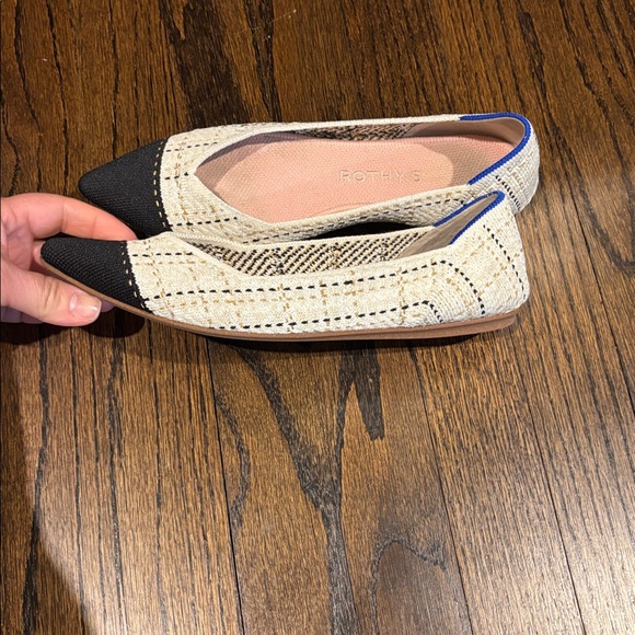 Rothy's Black and Cream Pointed Flats size 7 - Picture 7 of 10